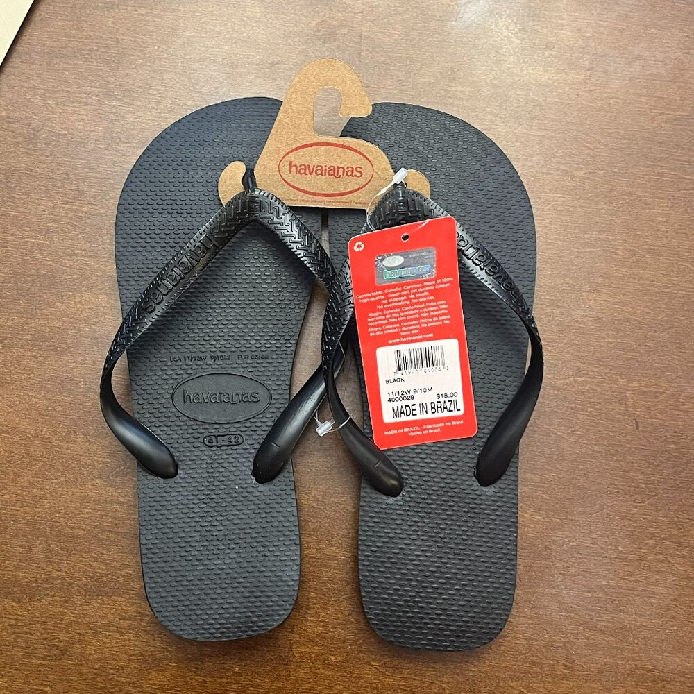 NWT Size 11/12 Black Flip Flops